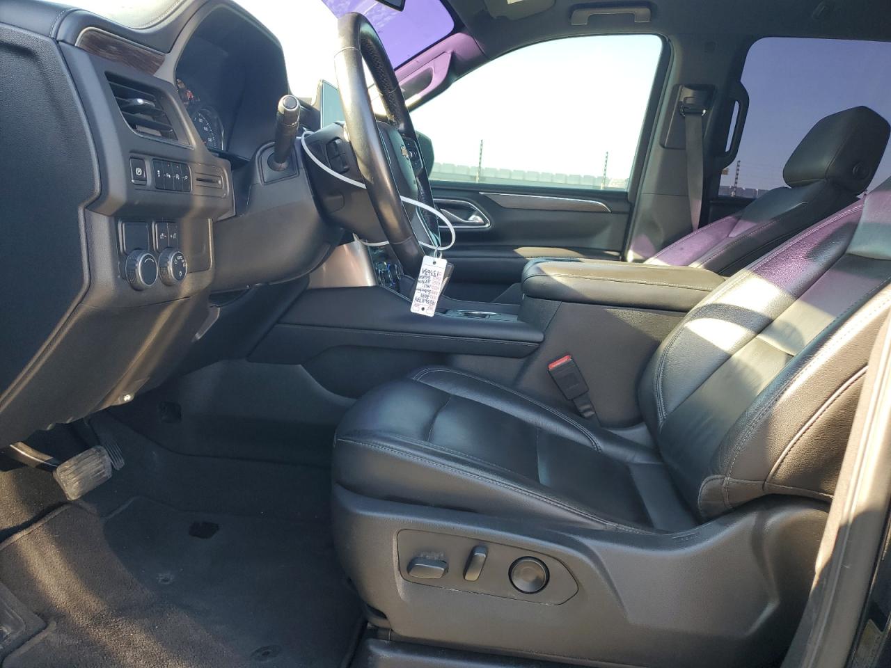 CHEVROLET SUBURBAN C1500 LT