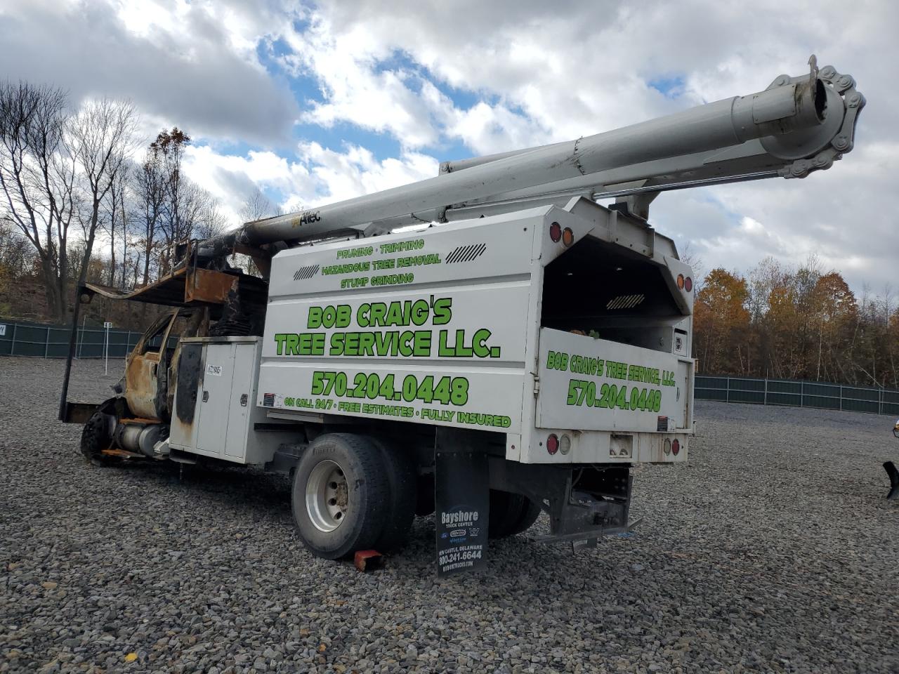 FORD F-750 SUPER DUTY