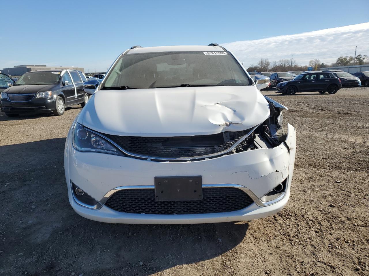 CHRYSLER PACIFICA LIMITED