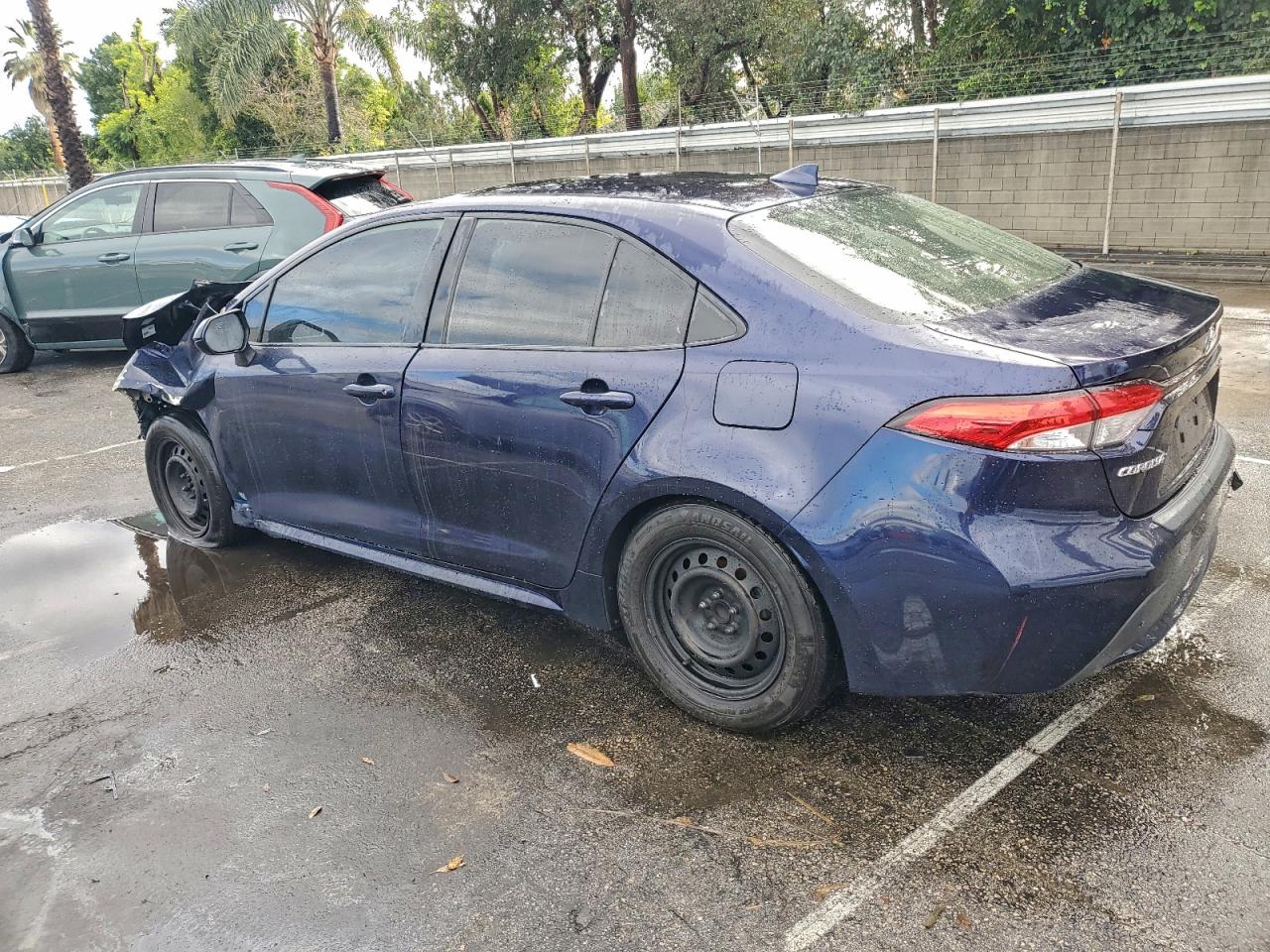 Lot #3312765108 2020 TOYOTA COROLLA LE