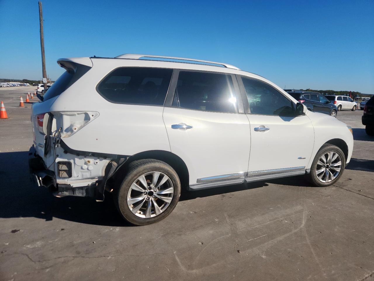 Lot #3311610228 2014 NISSAN PATHFINDER