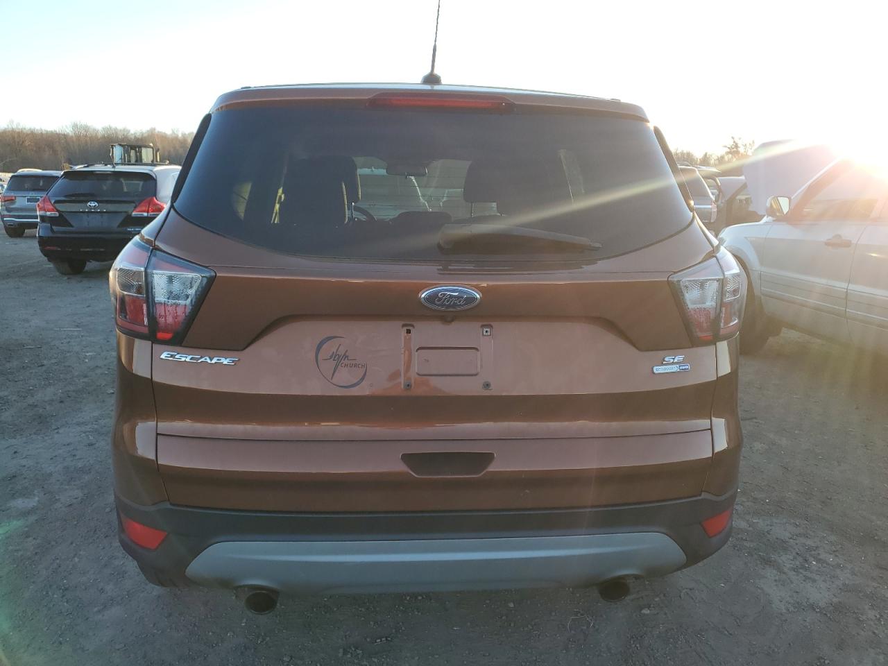 FORD ESCAPE SE