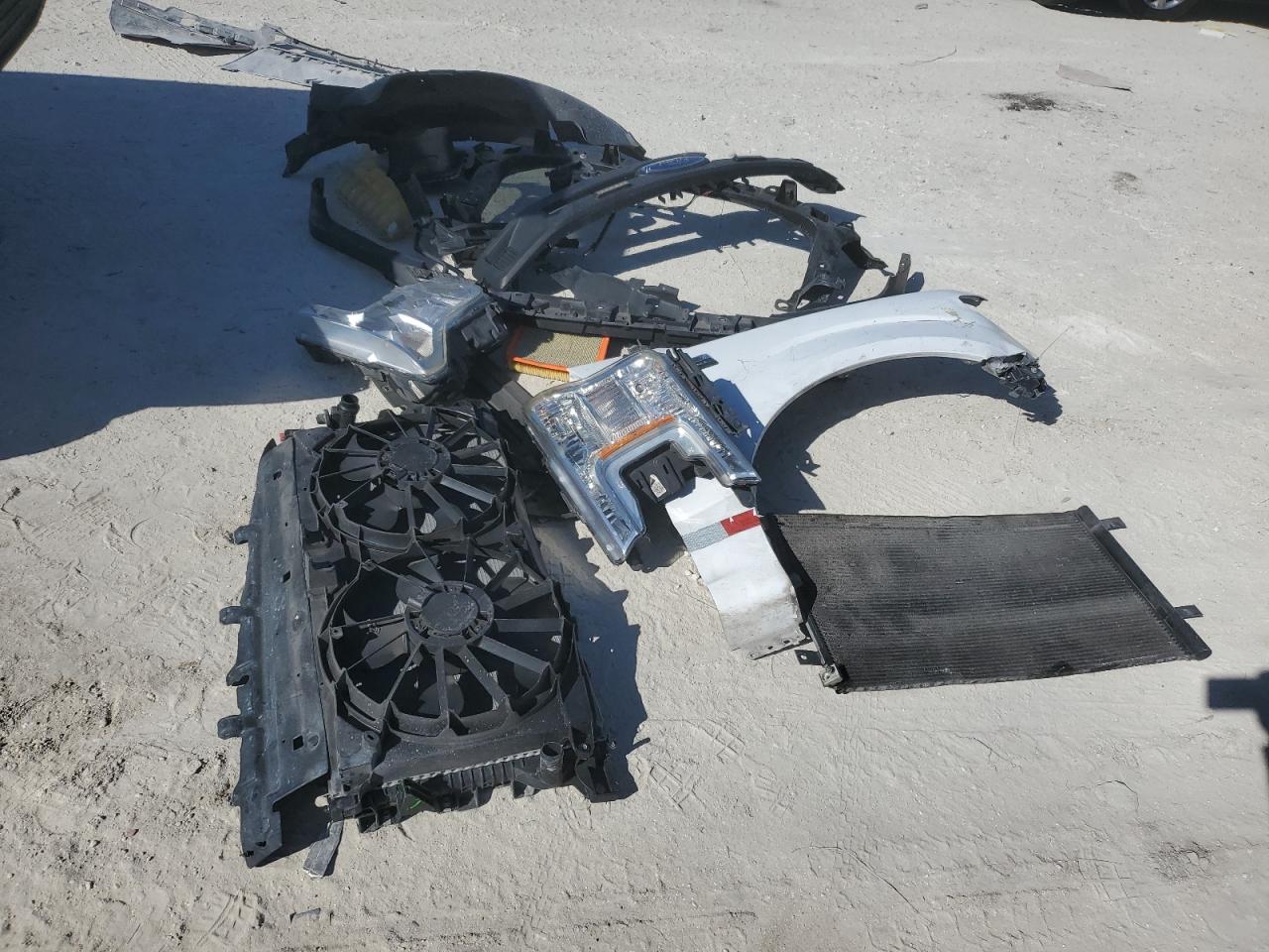 FORD F-150 SUPER CAB