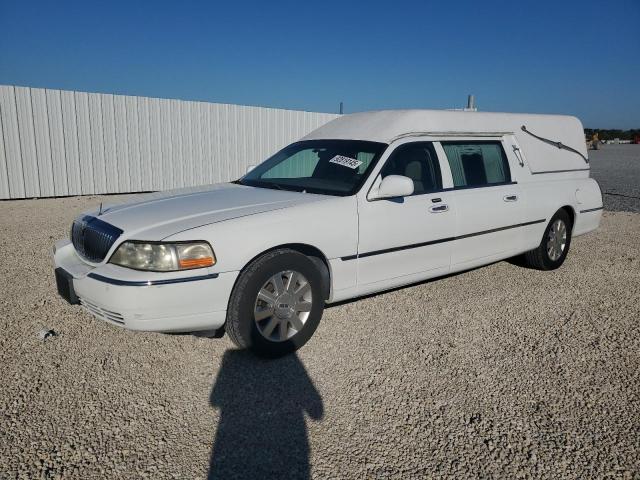 LINCOLN TOWN CAR E