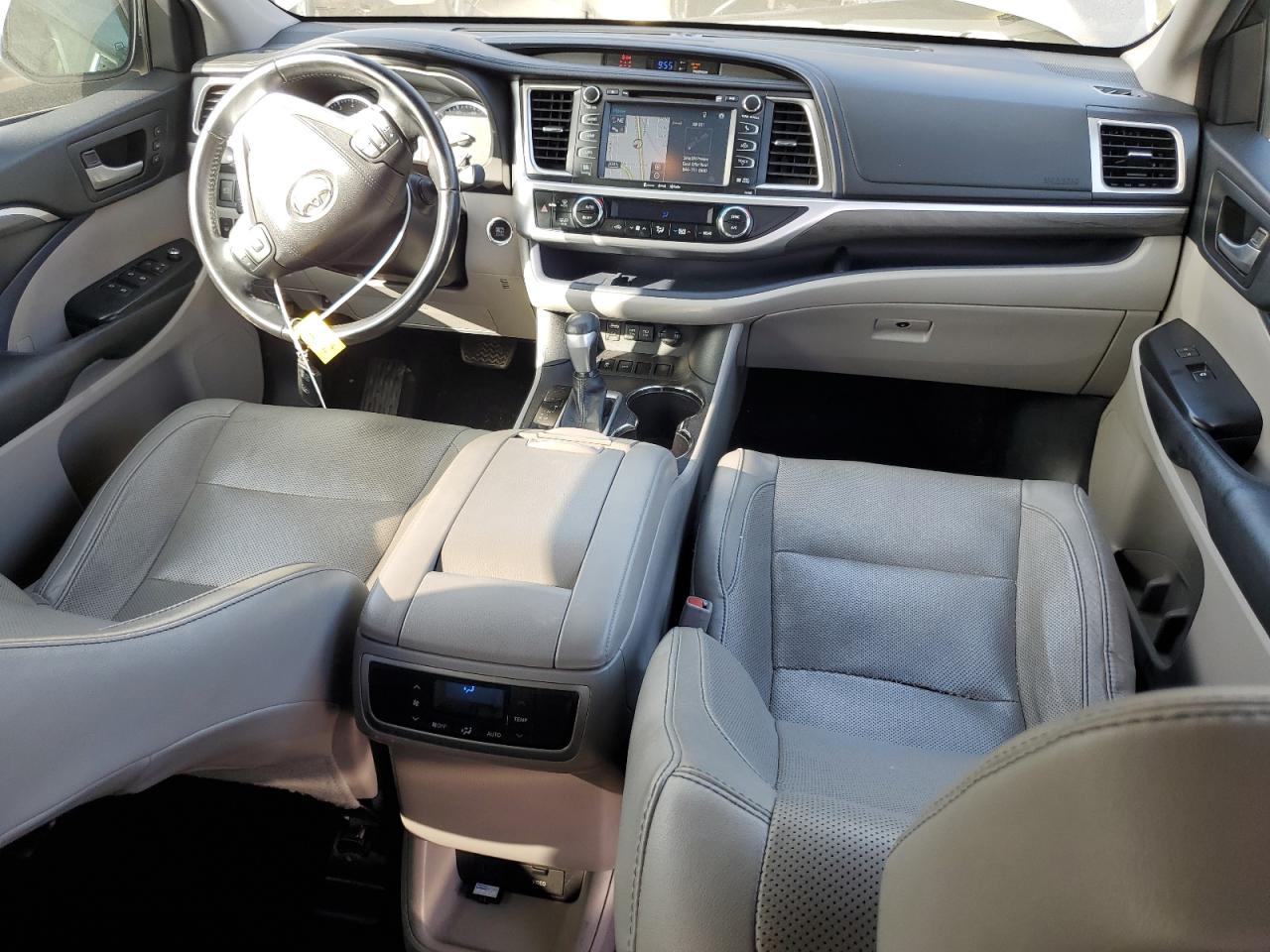 TOYOTA HIGHLANDER LIMITED
