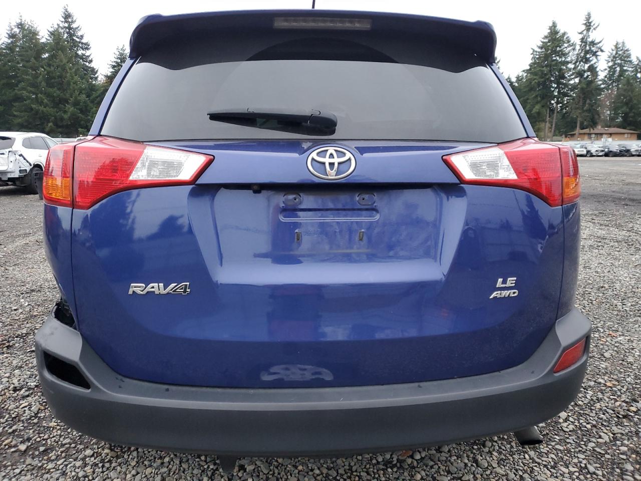 TOYOTA RAV4 LE