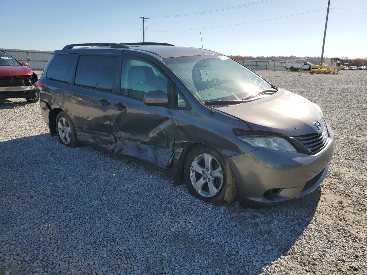 TOYOTA SIENNA