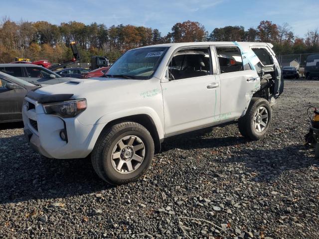 TOYOTA 4RUNNER SR