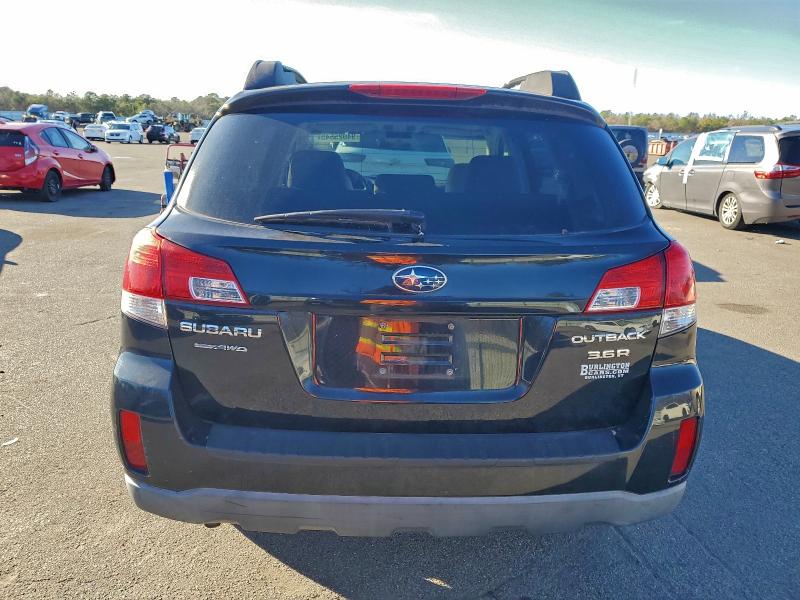 2010 SUBARU OUTBACK 3. #3296893843