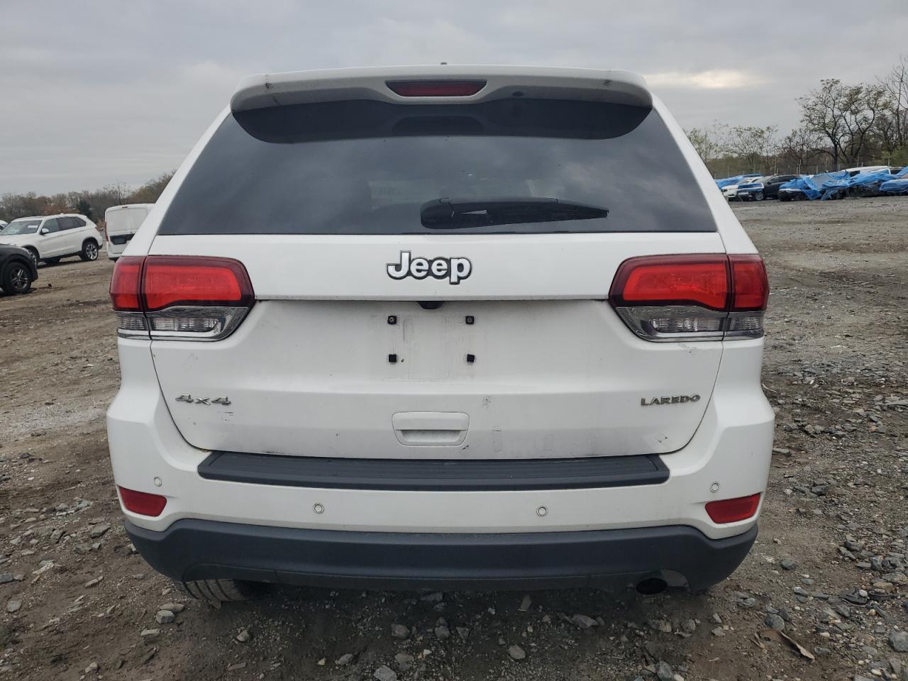 JEEP GRAND CHEROKEE LAREDO