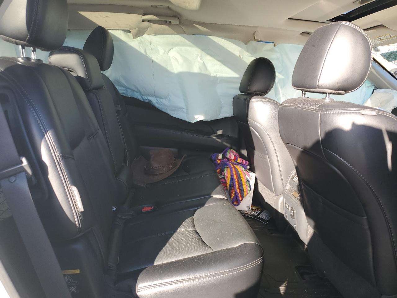 NISSAN PATHFINDER PLATINUM