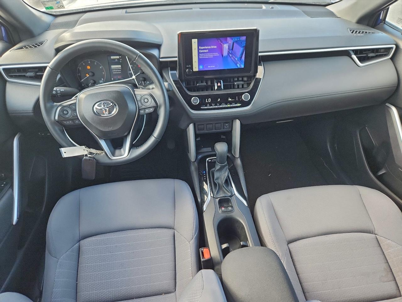 TOYOTA COROLLA CROSS SE