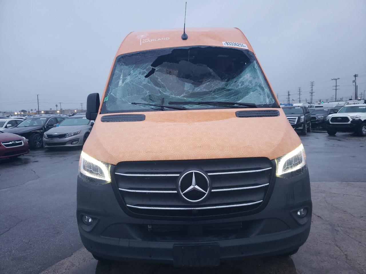MERCEDES-BENZ SPRINTER 2500