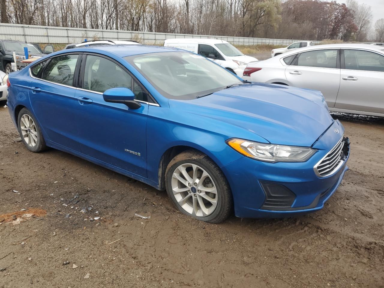FORD FUSION SE