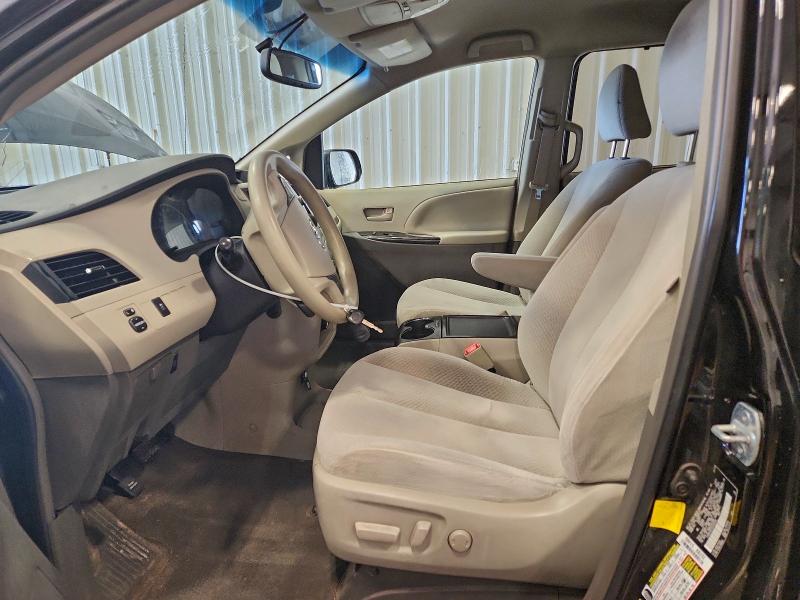 2013 TOYOTA SIENNA LE #3294548628