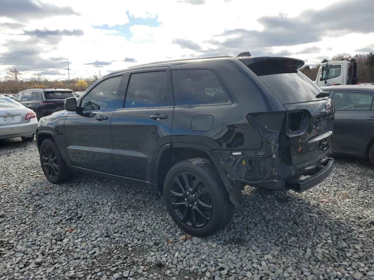 JEEP GRAND CHEROKEE LAREDO