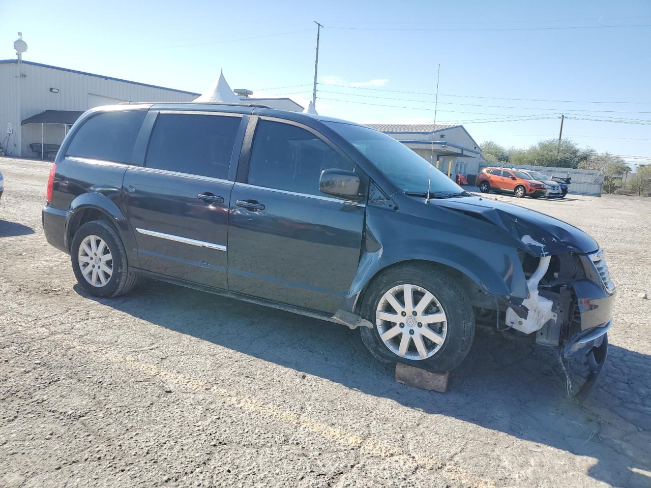 CHRYSLER TOWN & COUNTRY TOURING