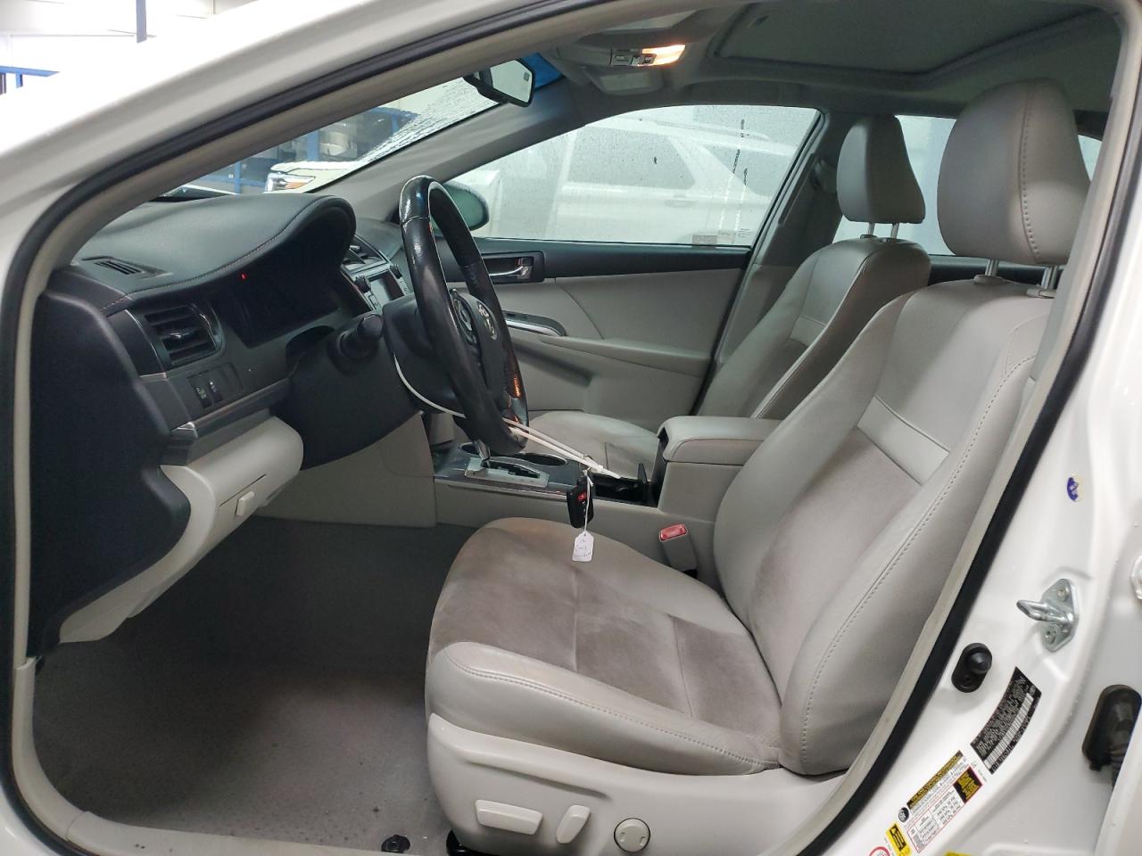 Lot #3317083985 2012 TOYOTA CAMRY HYBR