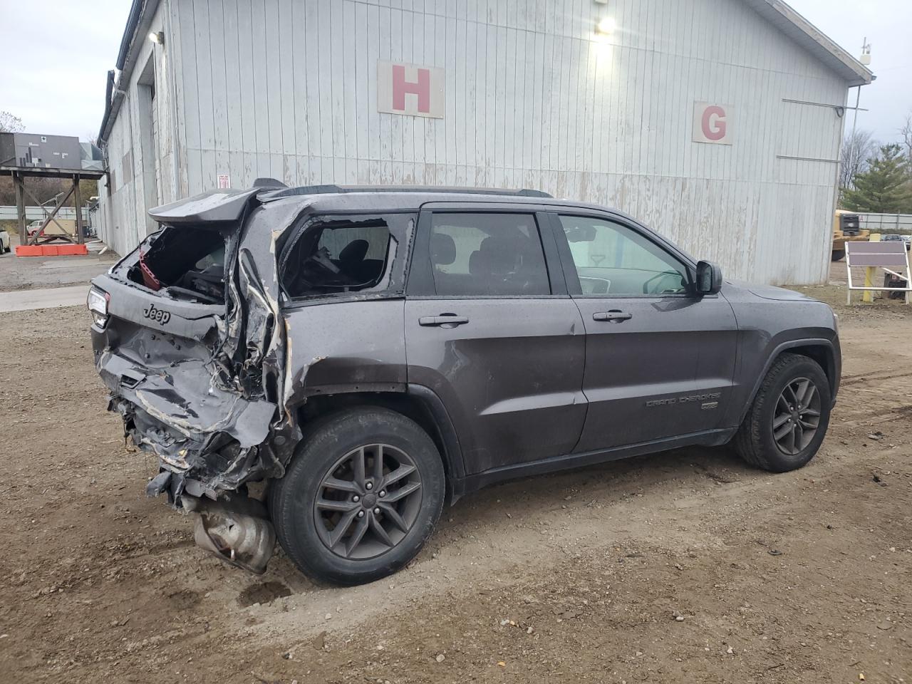 JEEP GRAND CHEROKEE LAREDO