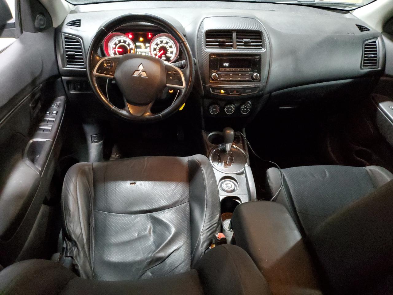 MITSUBISHI OUTLANDER ES