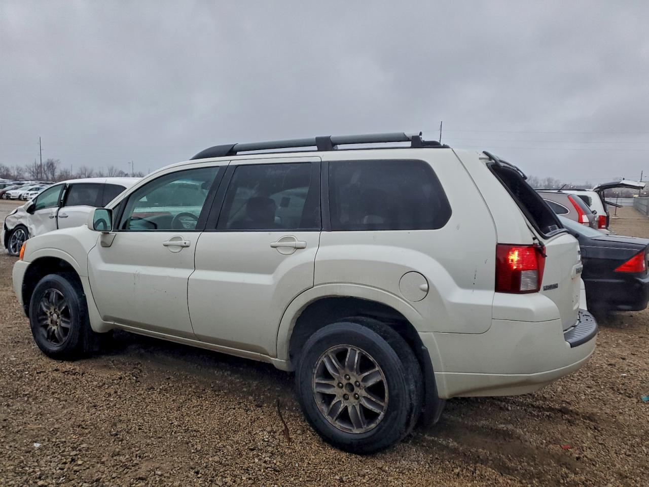 Lot #3302179748 2008 MITSUBISHI ENDEAVOR S