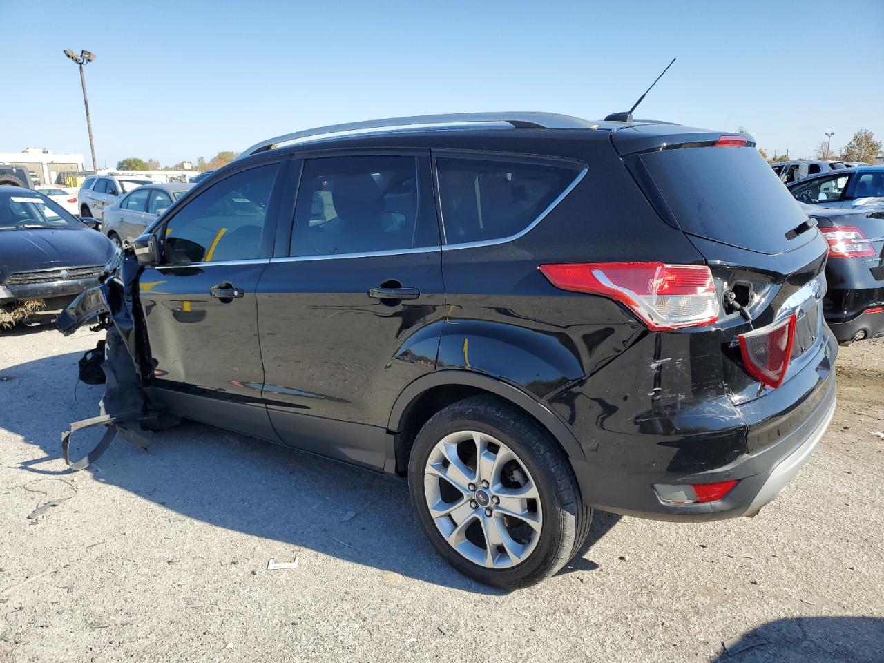FORD ESCAPE TITANIUM