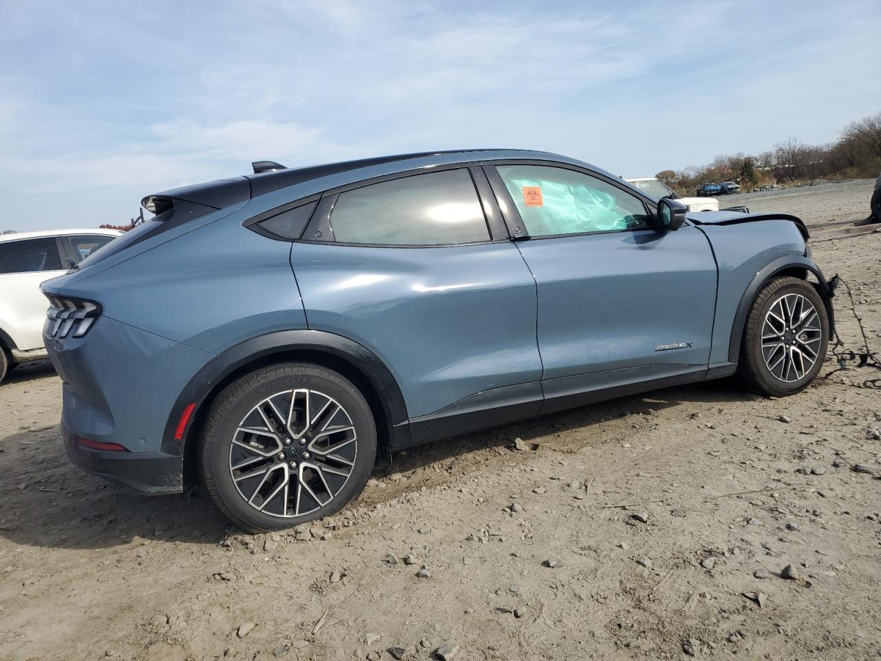 FORD MUSTANG PREMIUM