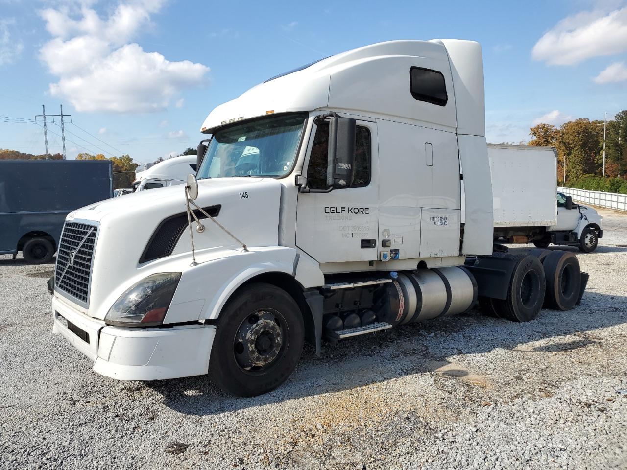 Lot #3282402262 2012 VOLVO VN VNL