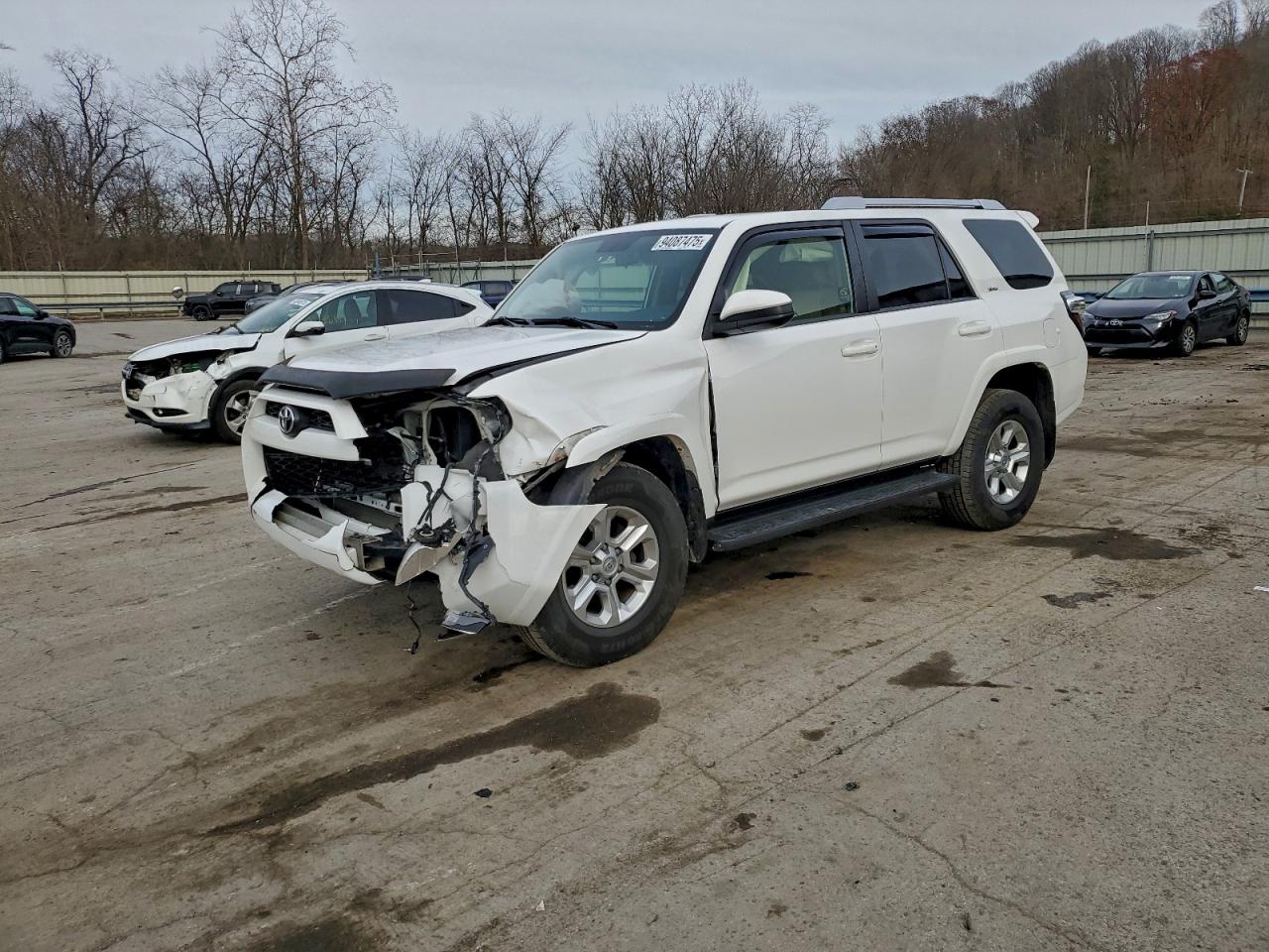 TOYOTA 4RUNNER SR5/SR5 PREMIUM