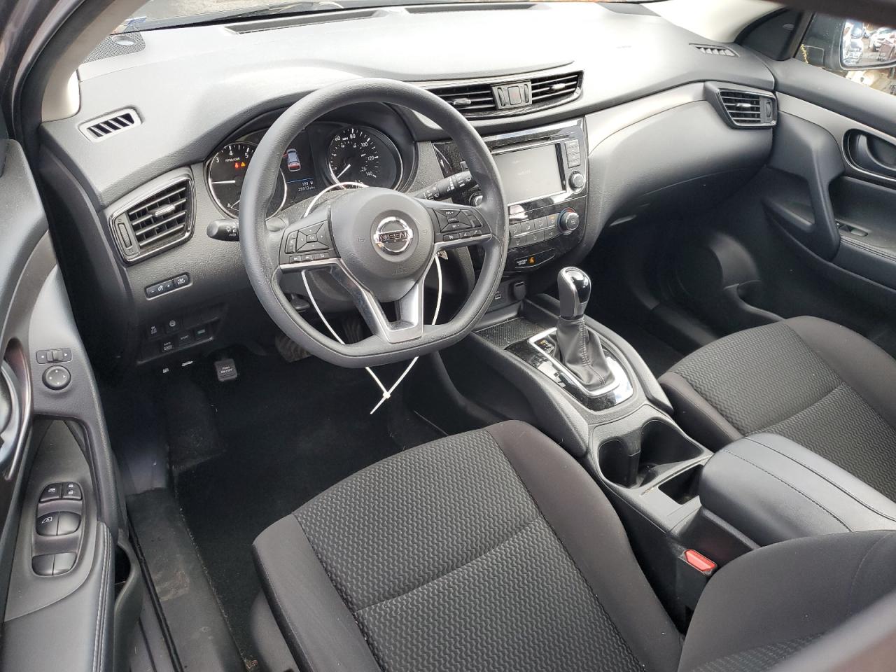 NISSAN ROGUE SPORT S