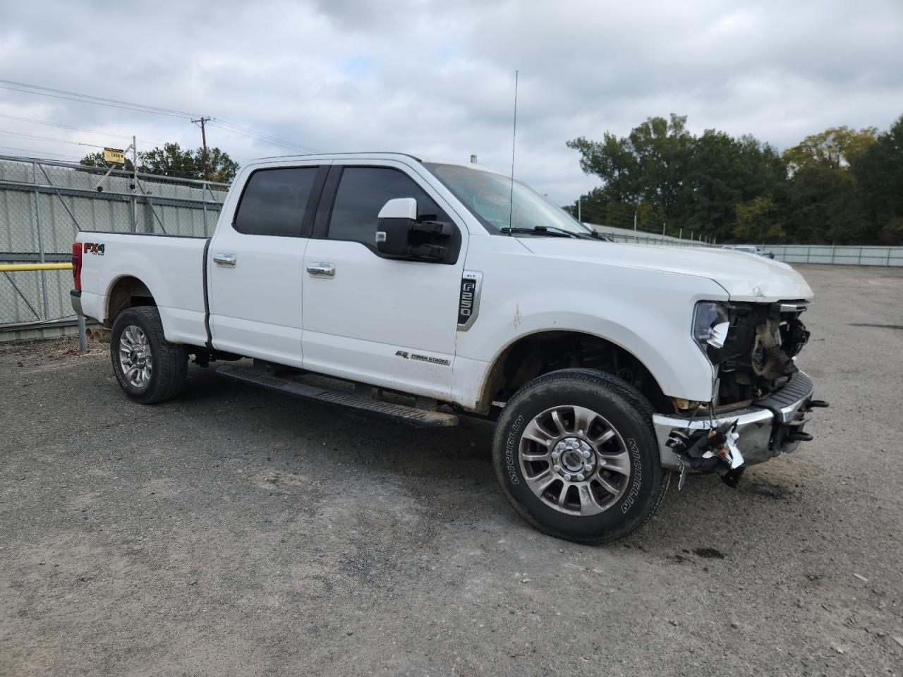 FORD F-250 SUPER DUTY
