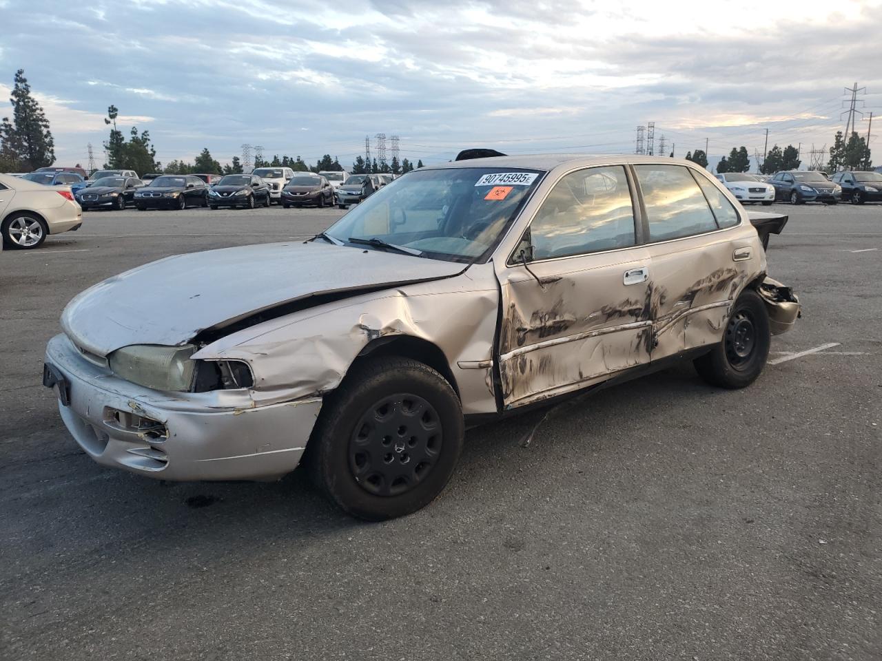 Lot #3298085129 1996 TOYOTA CAMRY DX