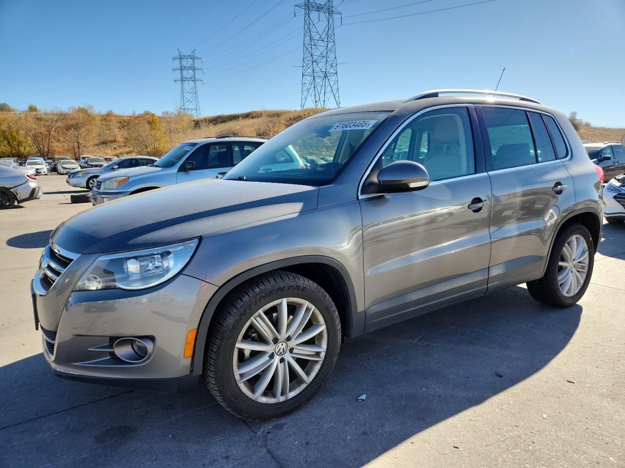 Lot #3308818002 2011 VOLKSWAGEN TIGUAN S