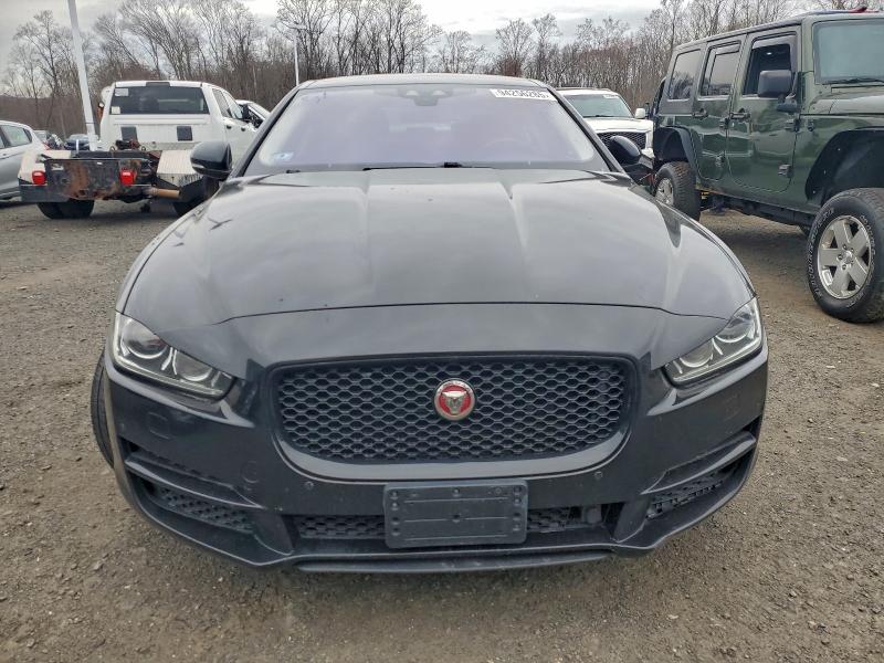 2018 JAGUAR XE PRESTIG #3297013371