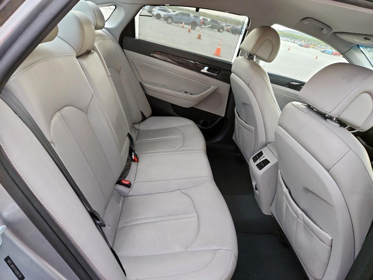 HYUNDAI SONATA SPORT