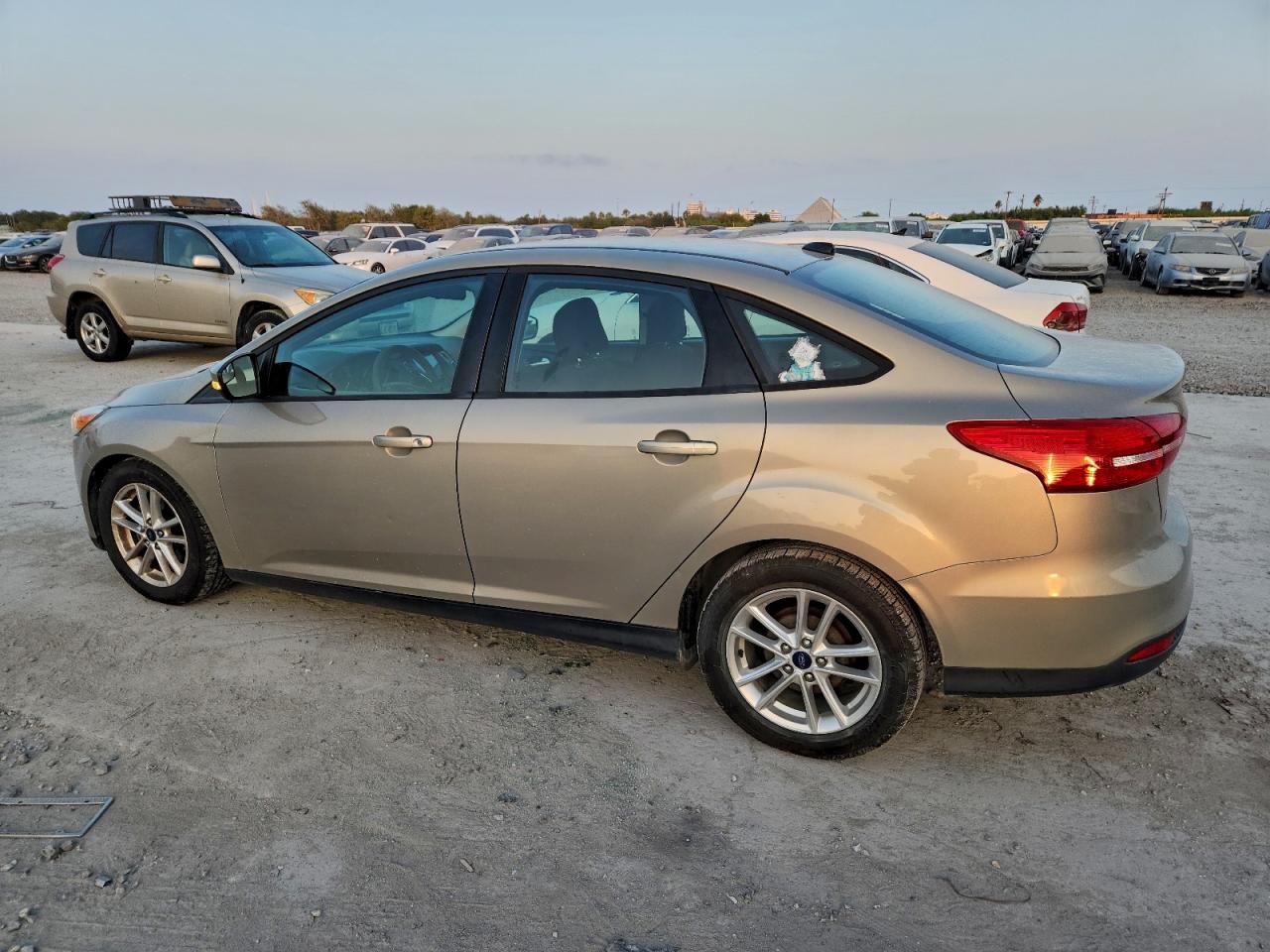 FORD FOCUS SE