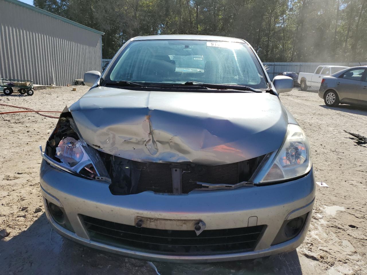 NISSAN VERSA S