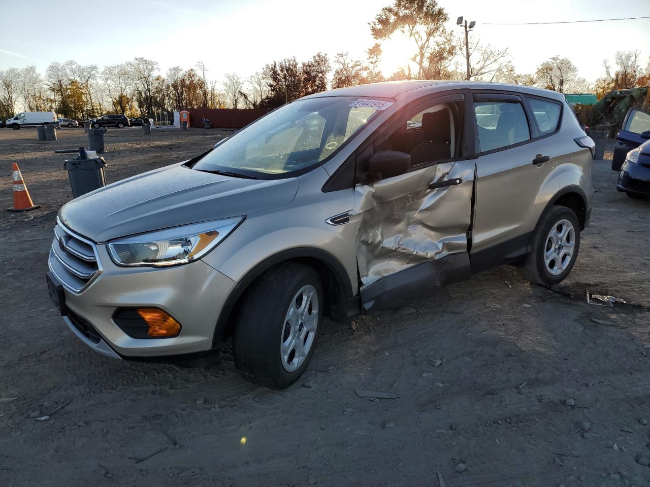 Lot #3302911048 2017 FORD ESCAPE S