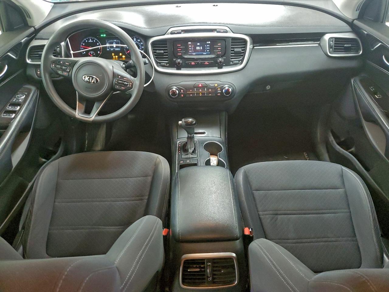 KIA SORENTO LX