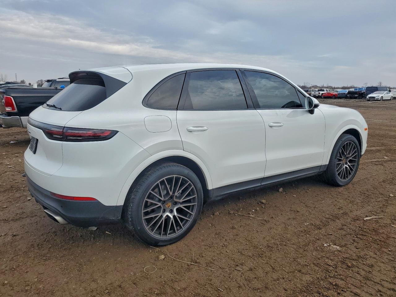 PORSCHE CAYENNE