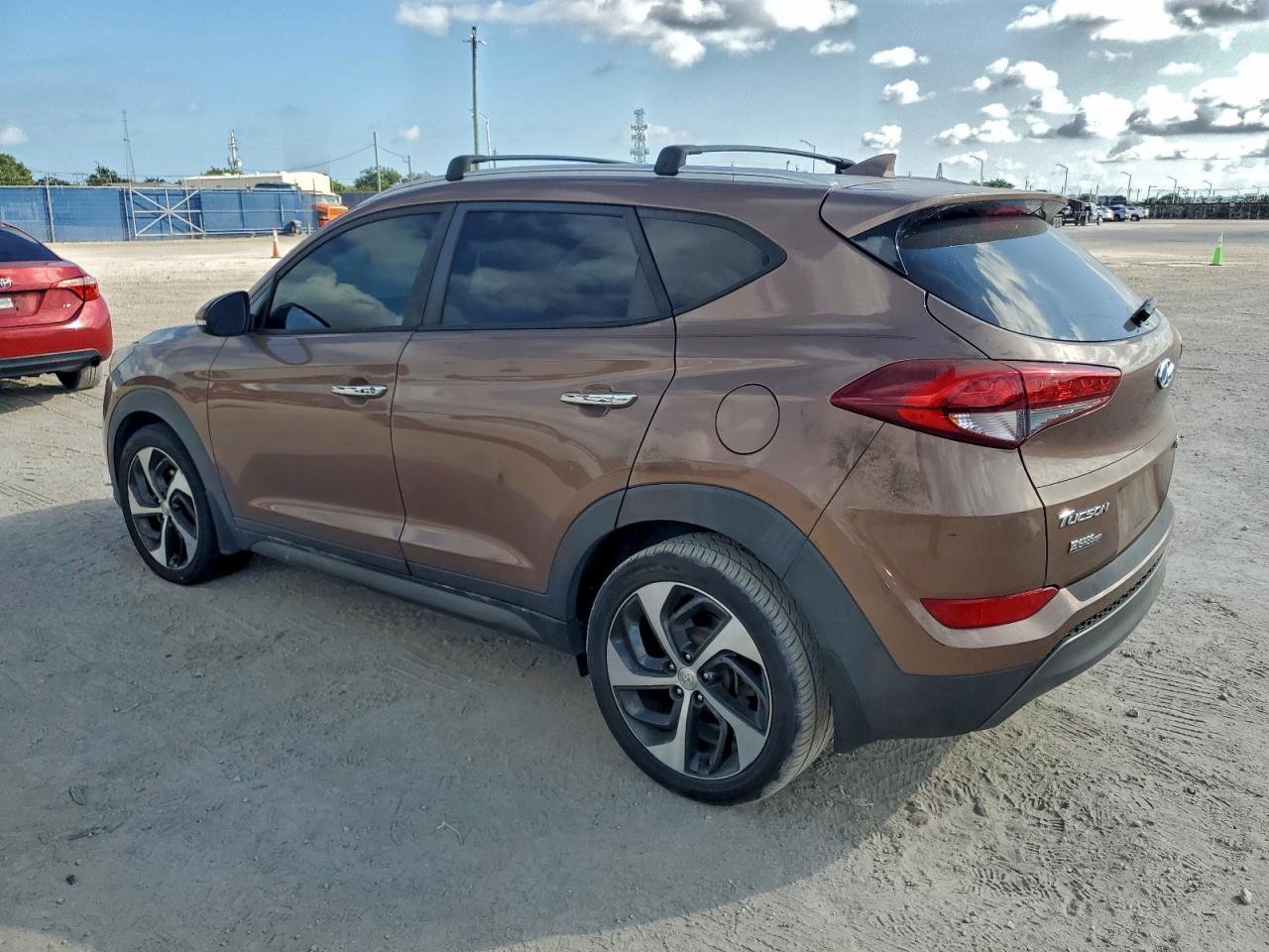 HYUNDAI TUCSON LIMITED