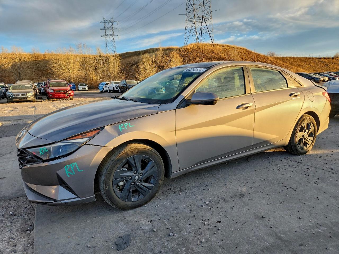 HYUNDAI ELANTRA BLUE