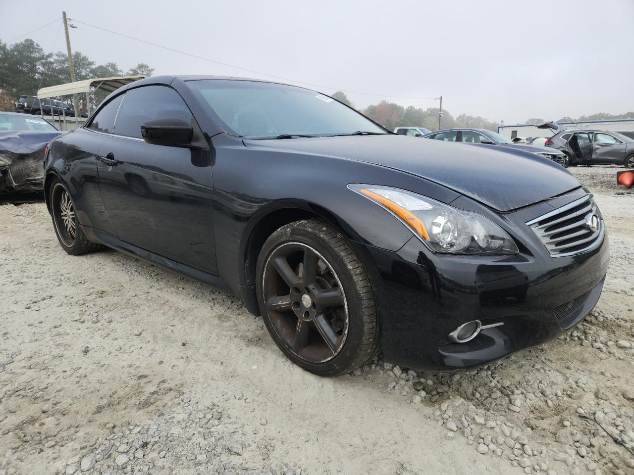 INFINITI G37 BASE