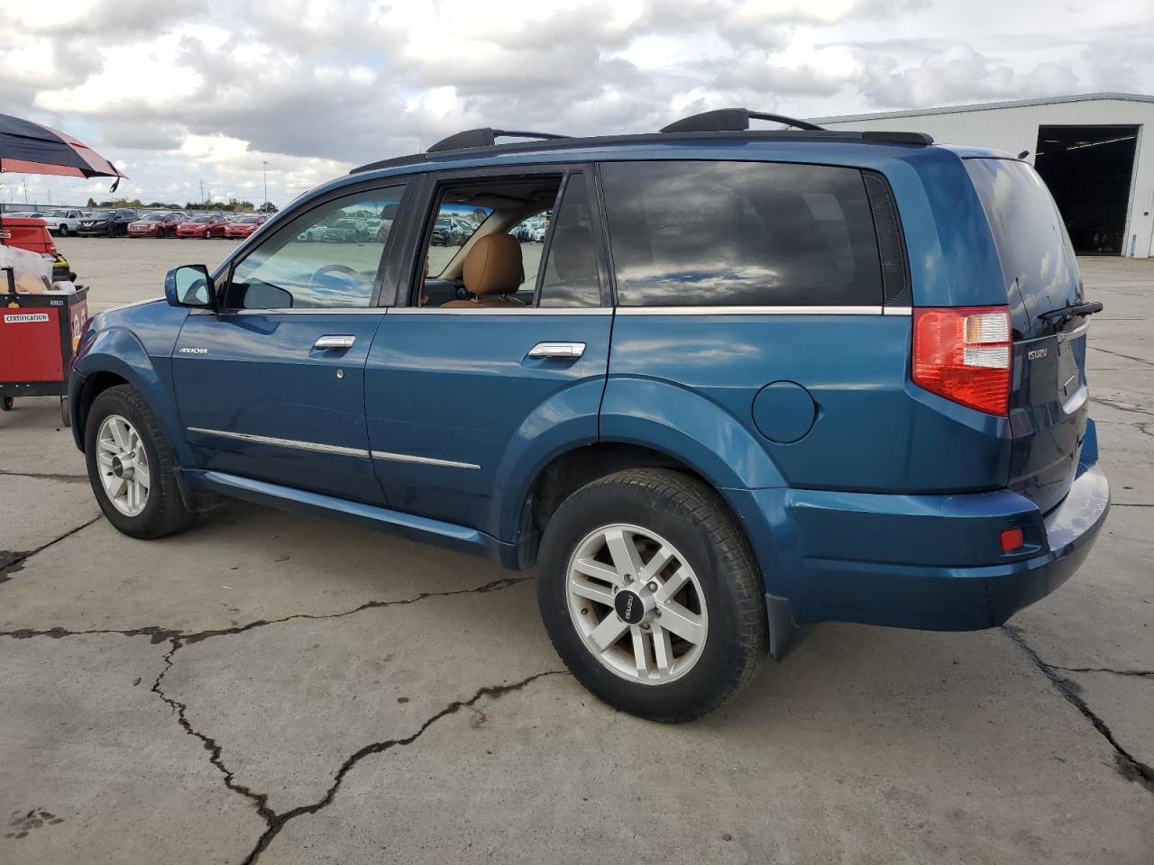 Lot #3287593015 2002 ISUZU AXIOM XS