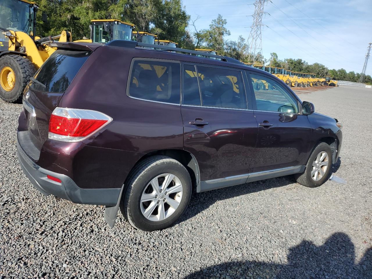 TOYOTA HIGHLANDER BASE