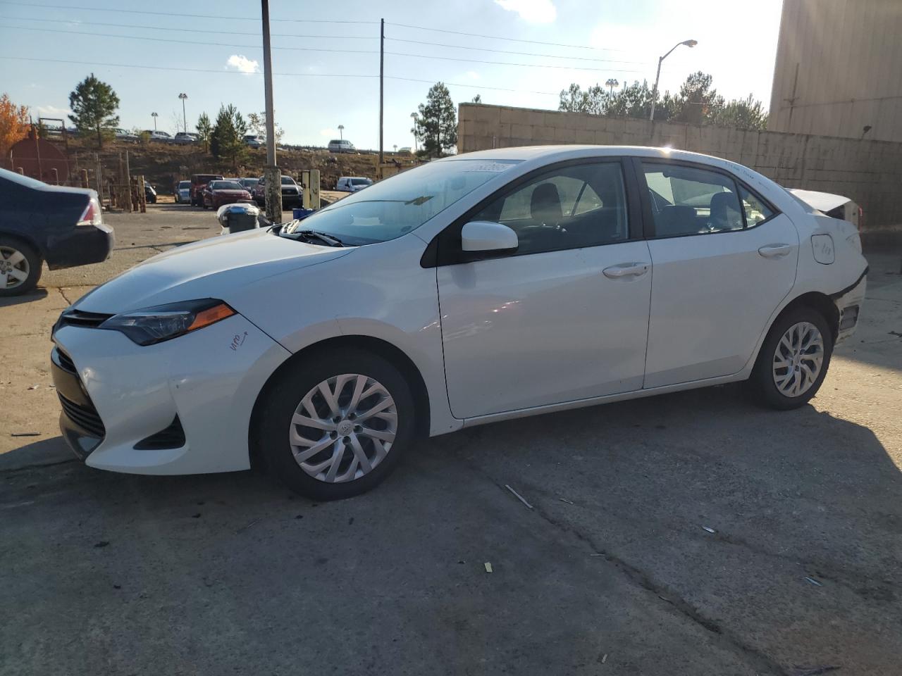Lot #3283966809 2019 TOYOTA COROLLA L