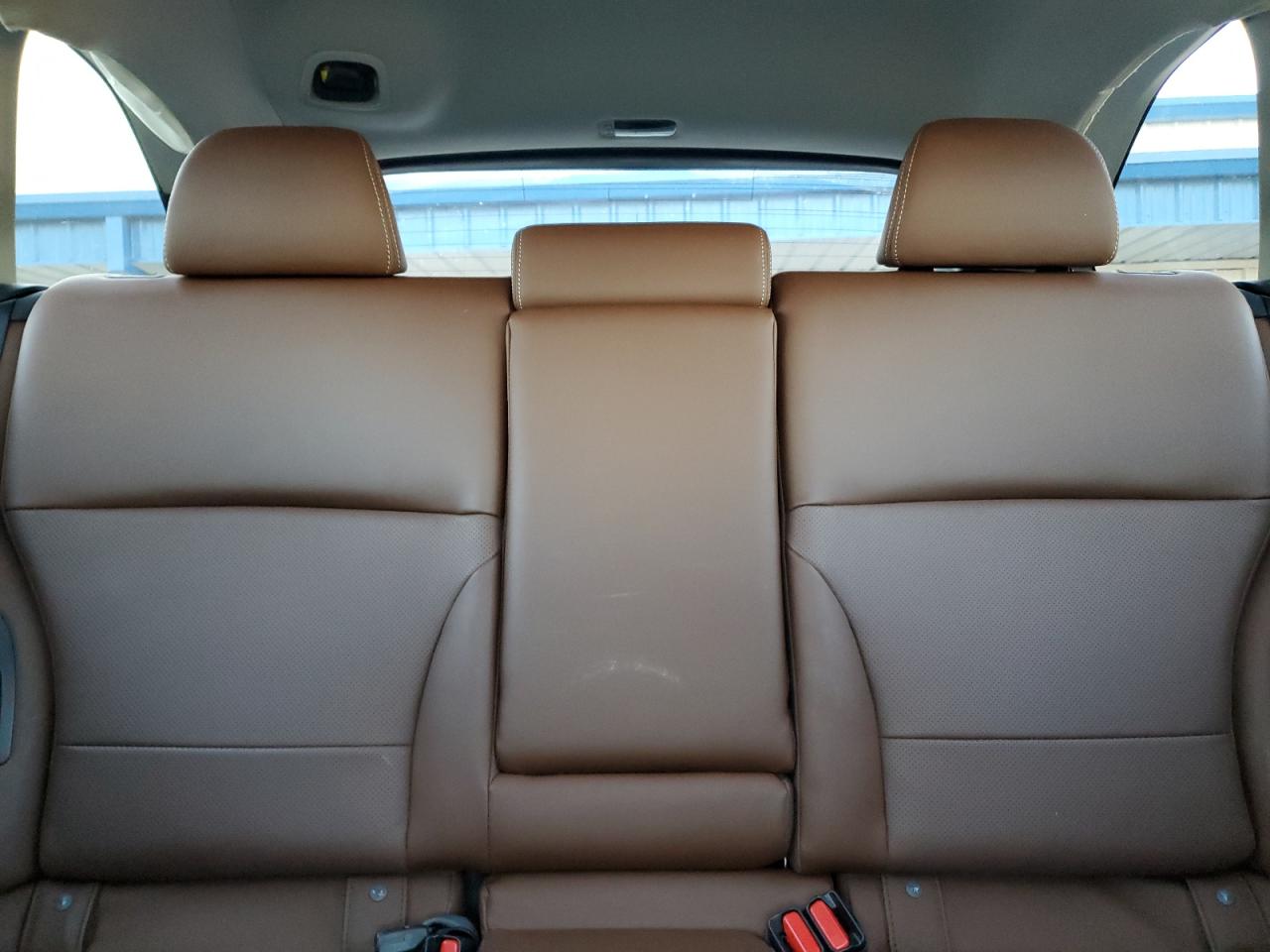 SUBARU OUTBACK TOURING