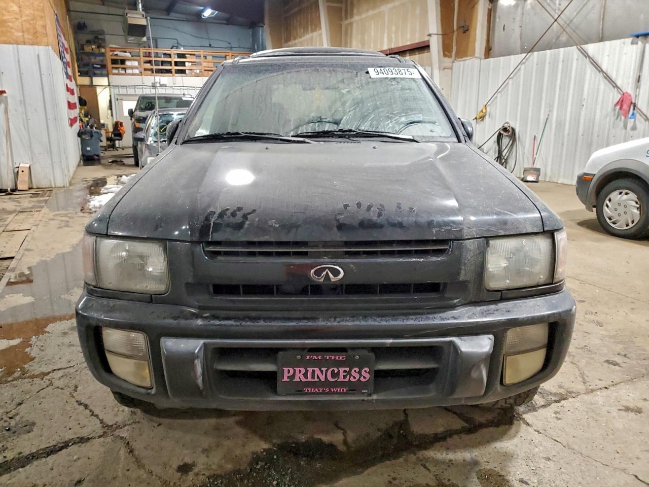 Lot #3294809757 1998 INFINITI QX4