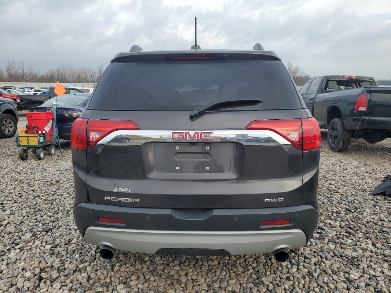 GMC ACADIA SLT-1