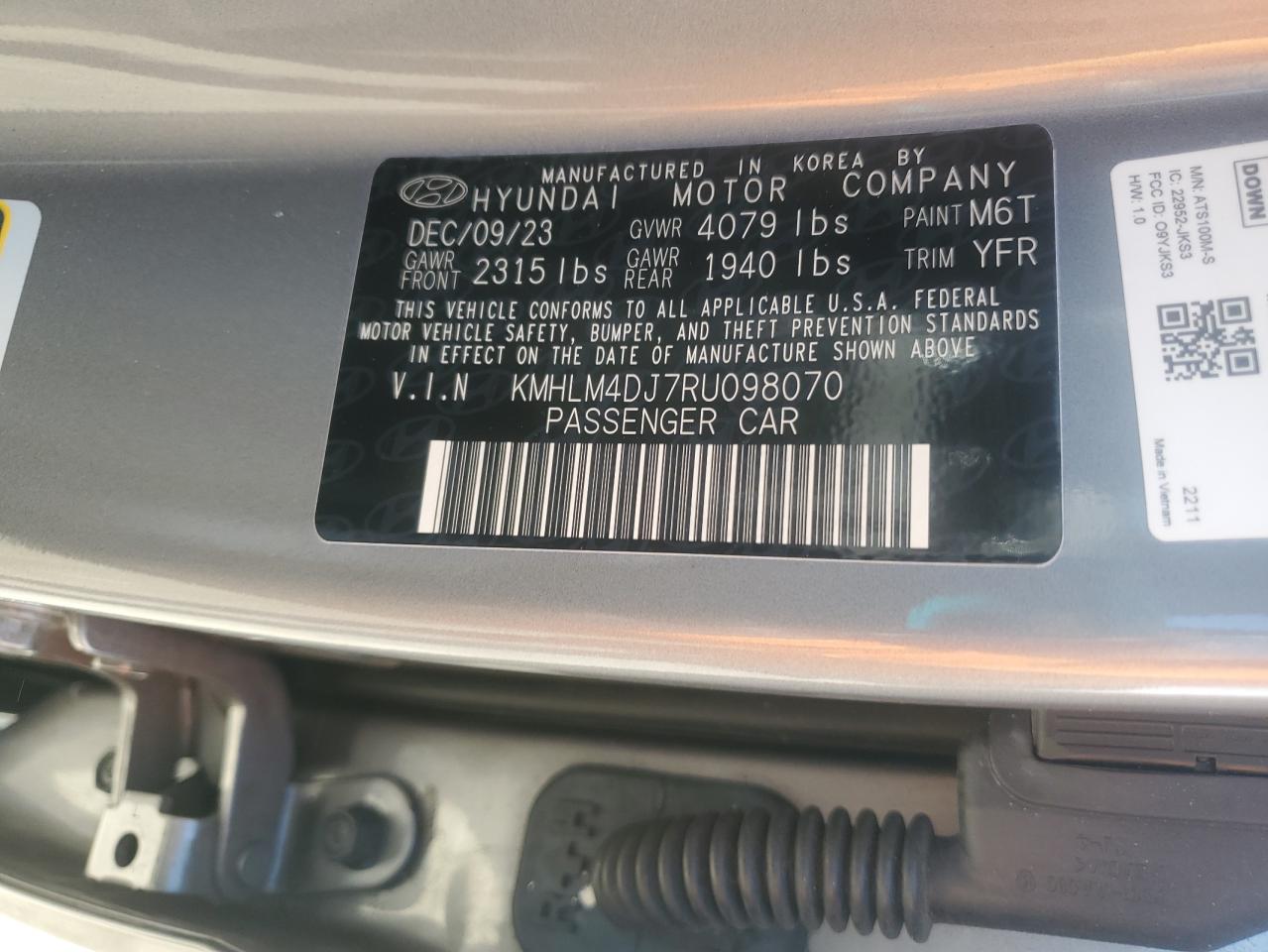 HYUNDAI ELANTRA BLUE